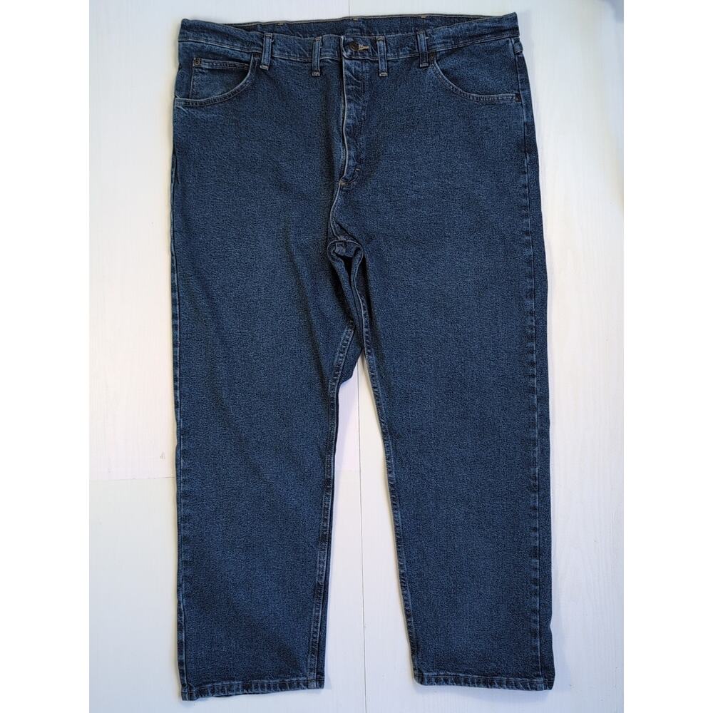 Wrangler Jeans Men’s 44x30 (M 43x30) Relaxed Fit Blue Denim Straight Leg Casual